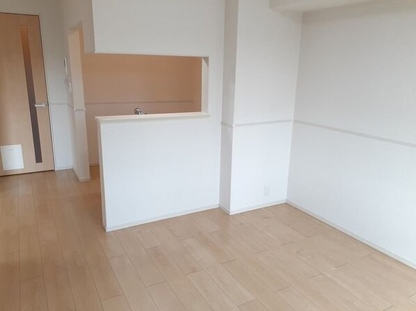 カーサフェリーチェの物件内観写真